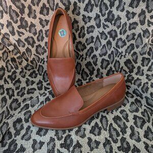NWT AEROSOLES Eastside Loafers – Size 12  Deep Tan Leather